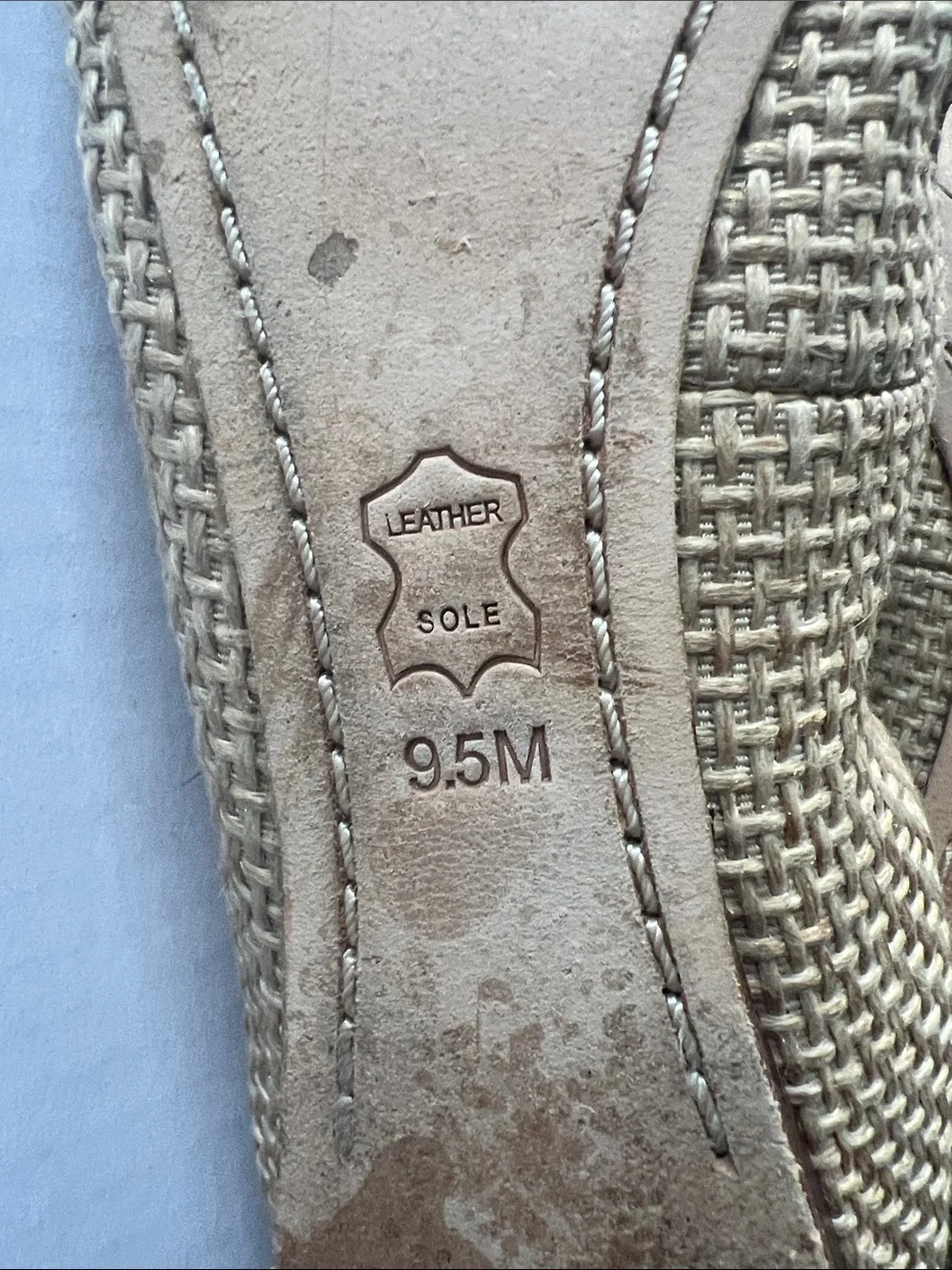 Tory Burch Reva ballet flats woven raffia straw texture and gold-tone metal logo